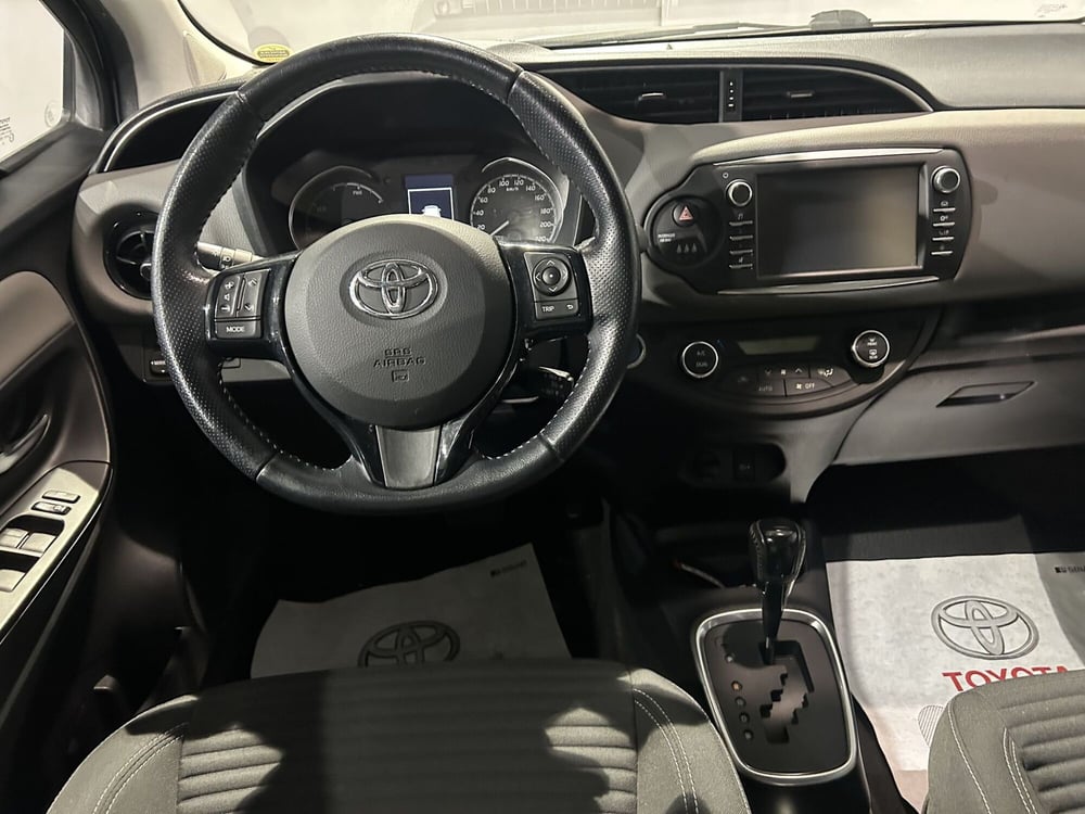 Toyota Yaris usata a Milano (9)
