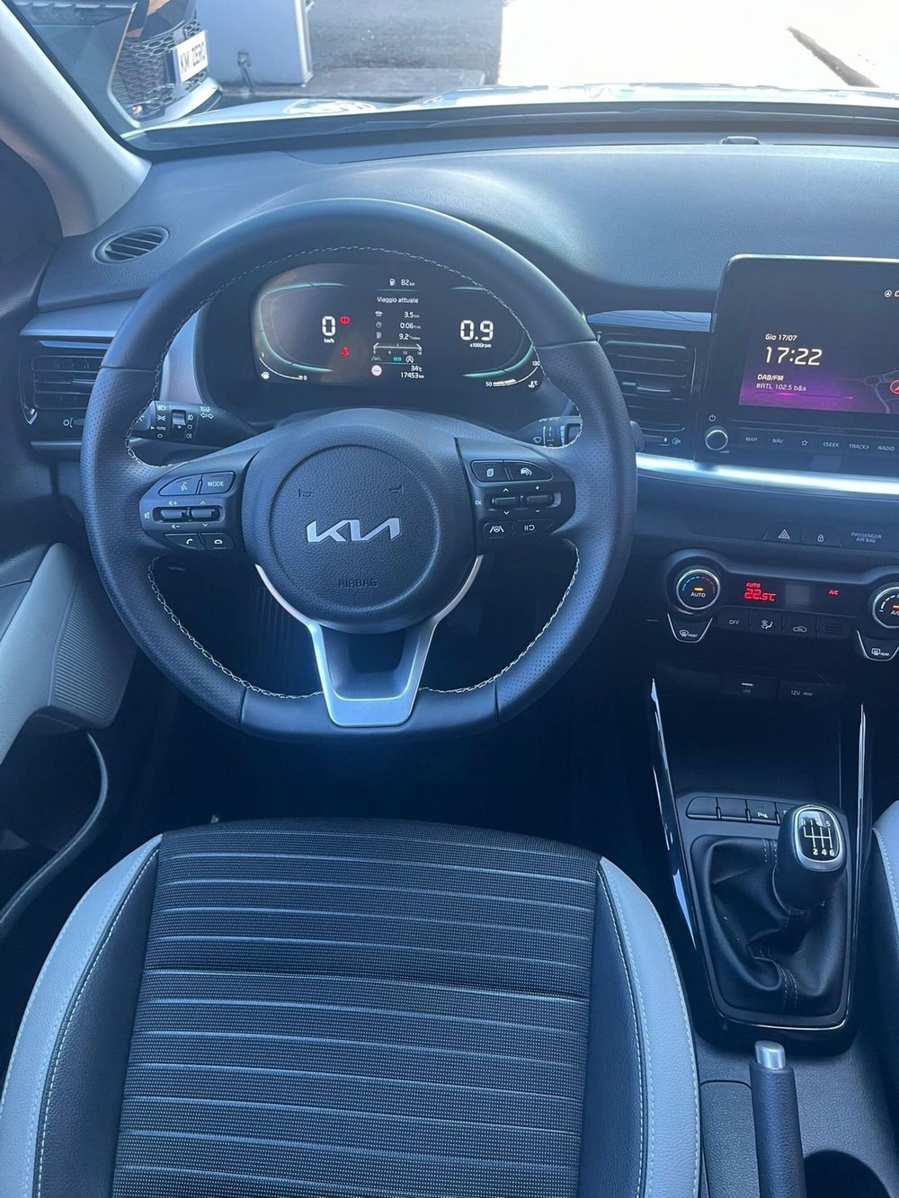 Kia Stonic usata a Cremona (13)