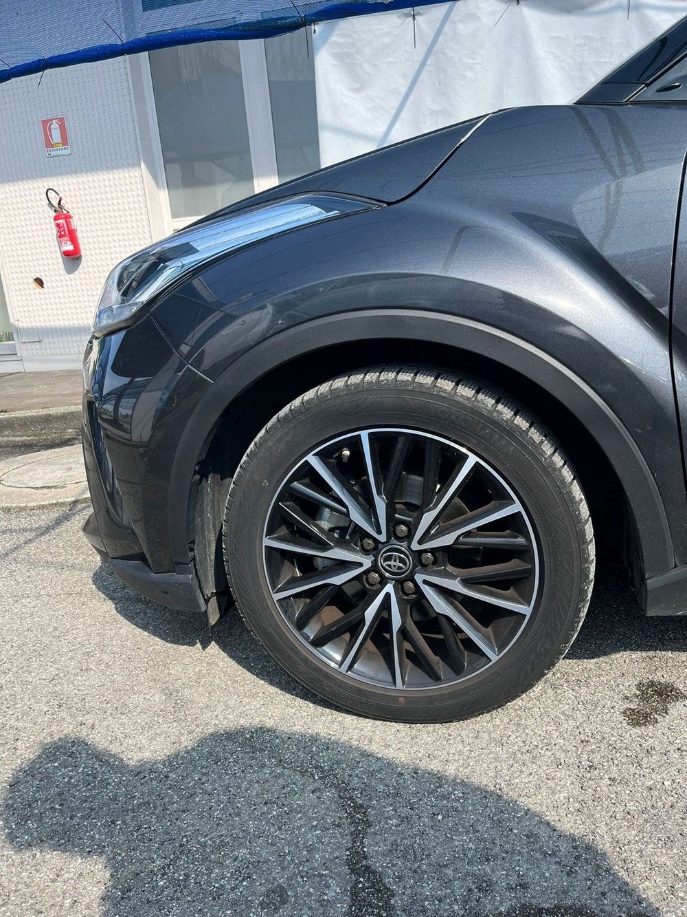 Toyota Toyota C-HR usata a Cremona (12)