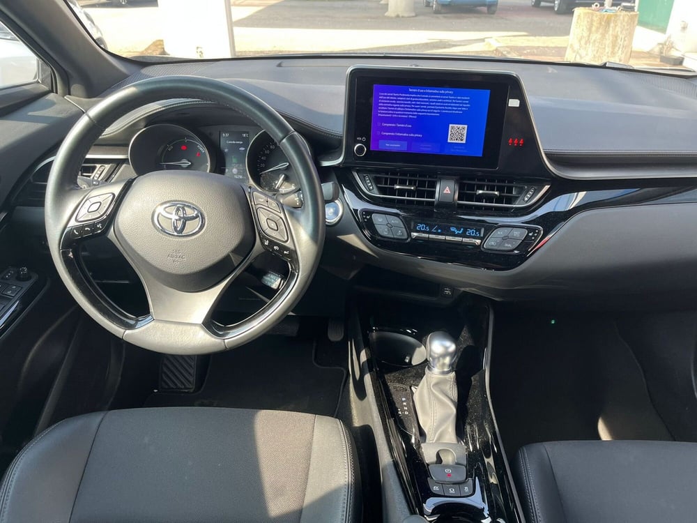 Toyota Toyota C-HR usata a Cremona (13)