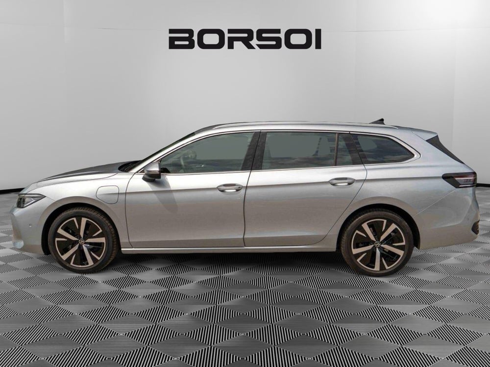 Volkswagen Passat nuova a Treviso (2)