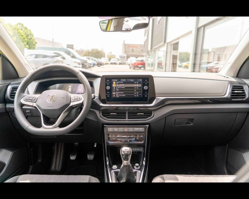 Volkswagen T-Cross nuova a Treviso (10)