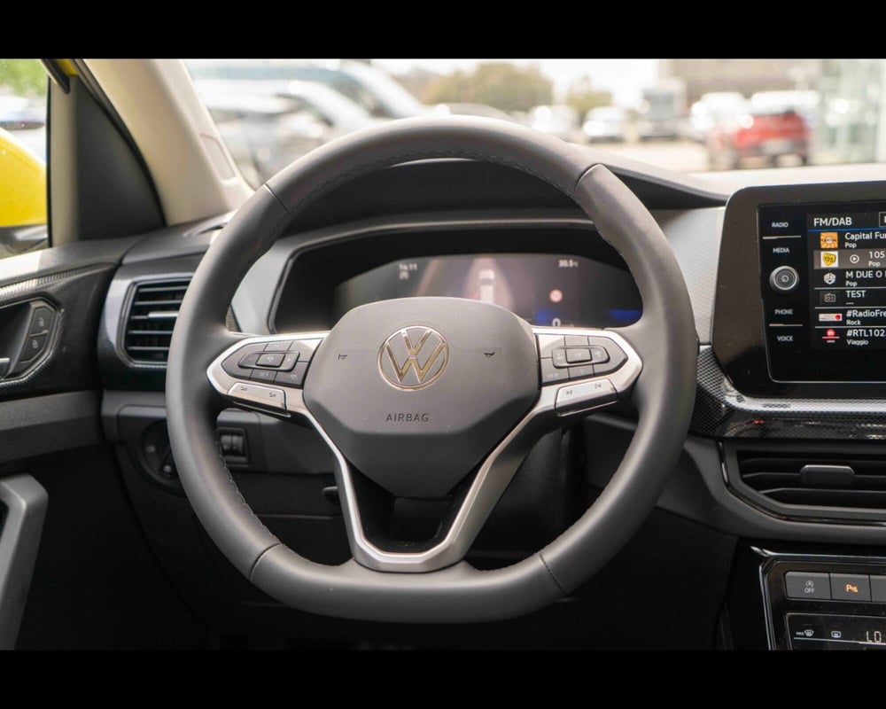 Volkswagen T-Cross nuova a Treviso (9)
