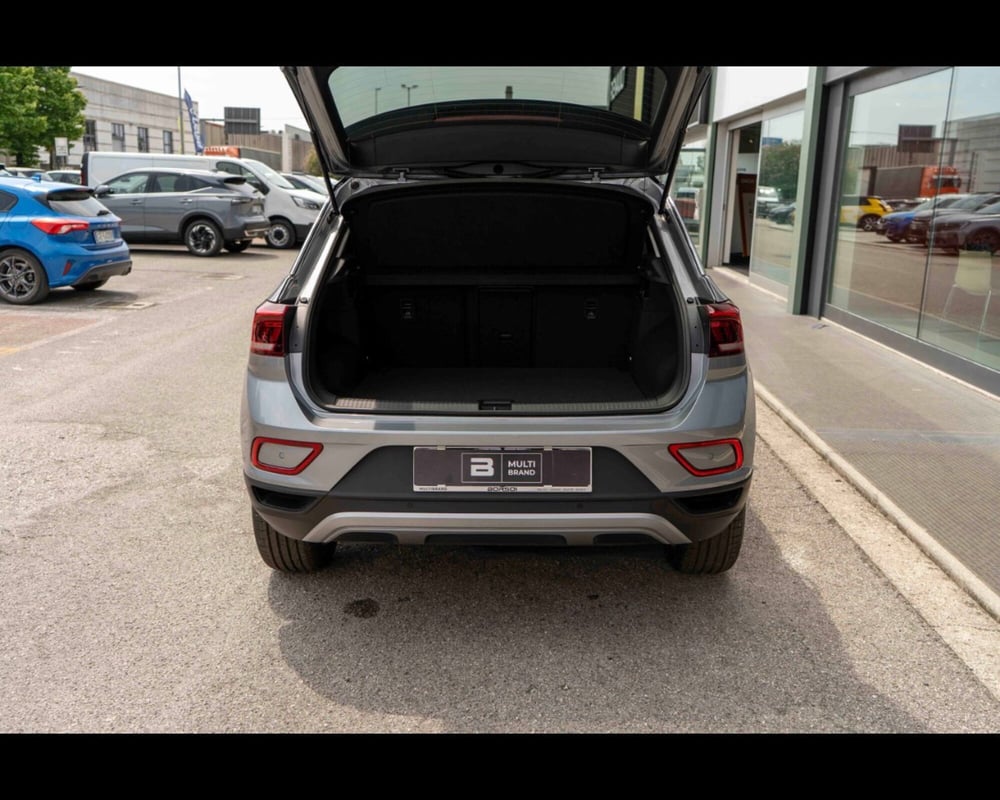 Volkswagen T-Roc nuova a Treviso (16)