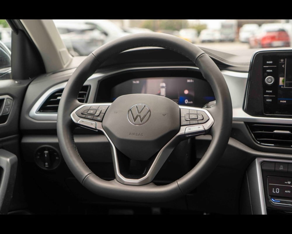 Volkswagen T-Roc nuova a Treviso (8)