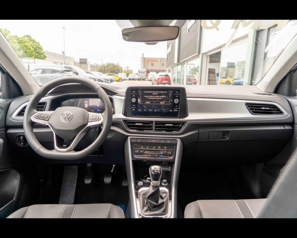 Volkswagen T-Roc nuova a Treviso (9)