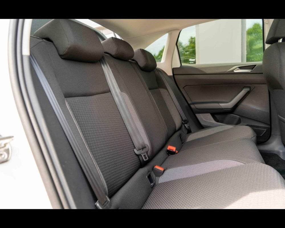 Volkswagen Taigo nuova a Treviso (13)