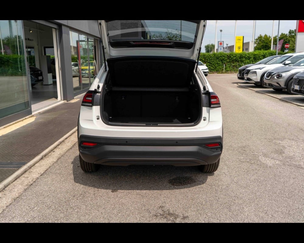 Volkswagen Taigo nuova a Treviso (15)