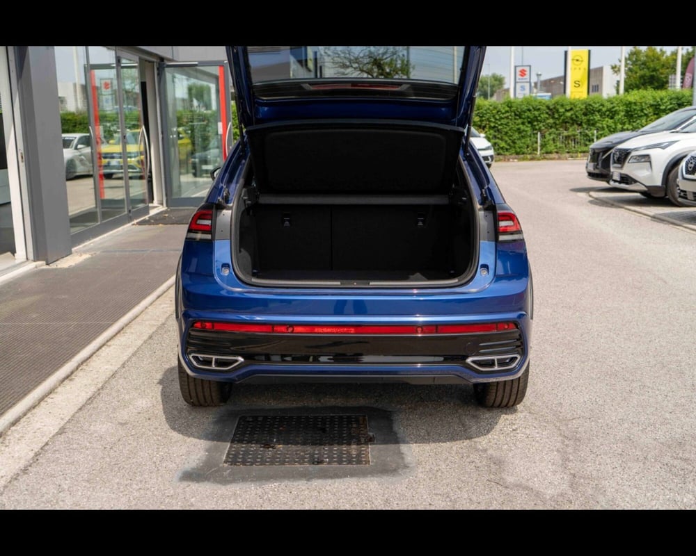 Volkswagen Taigo nuova a Treviso (15)