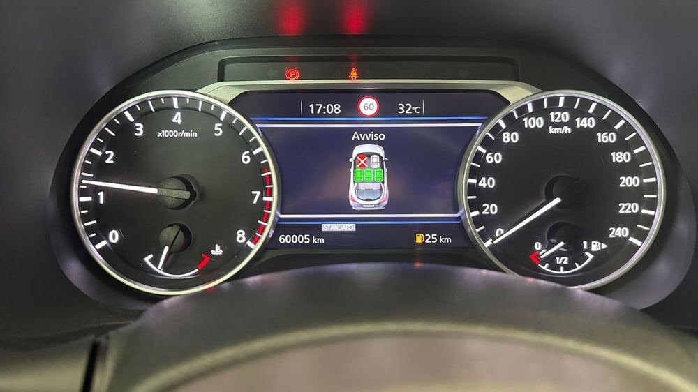 Nissan Juke usata a Viterbo (13)