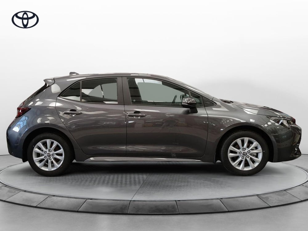 Toyota Corolla nuova a Roma (16)