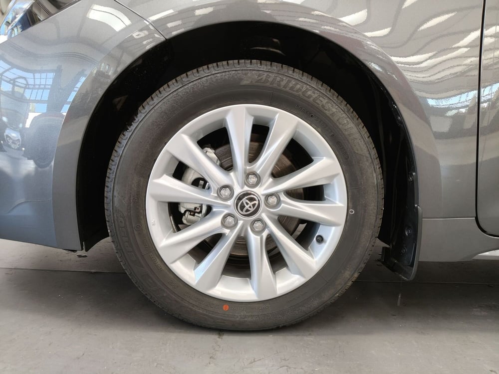 Toyota Corolla nuova a Roma (17)