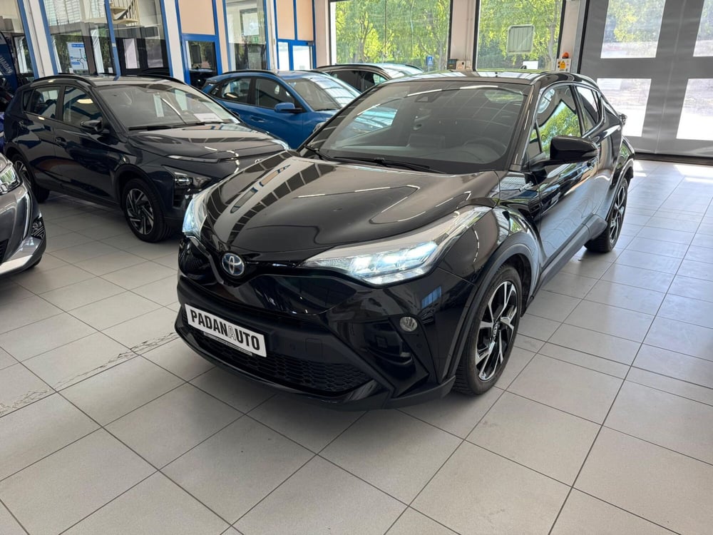Toyota Toyota C-HR usata a Ferrara (3)