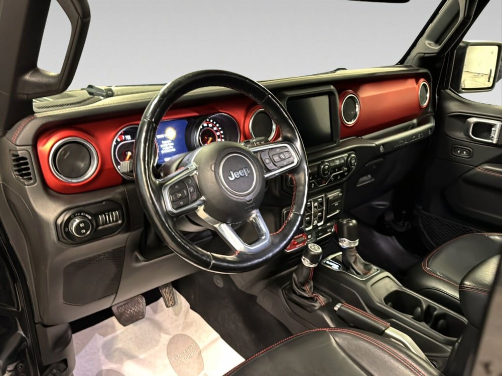 Jeep Wrangler Unlimited usata a Siena (17)