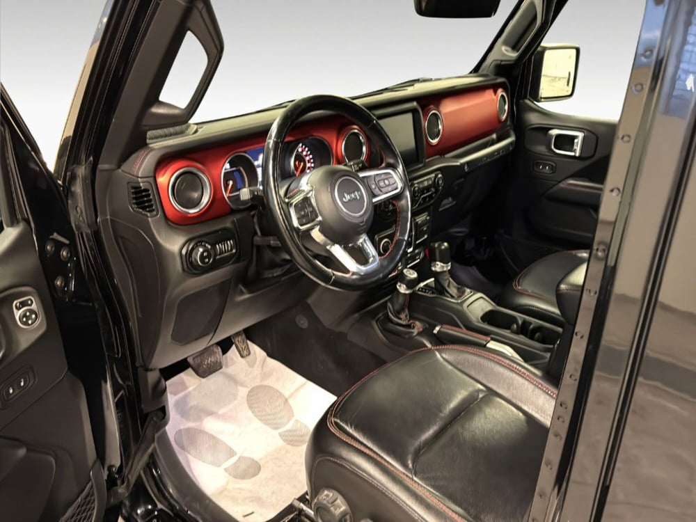 Jeep Wrangler Unlimited usata a Siena (5)