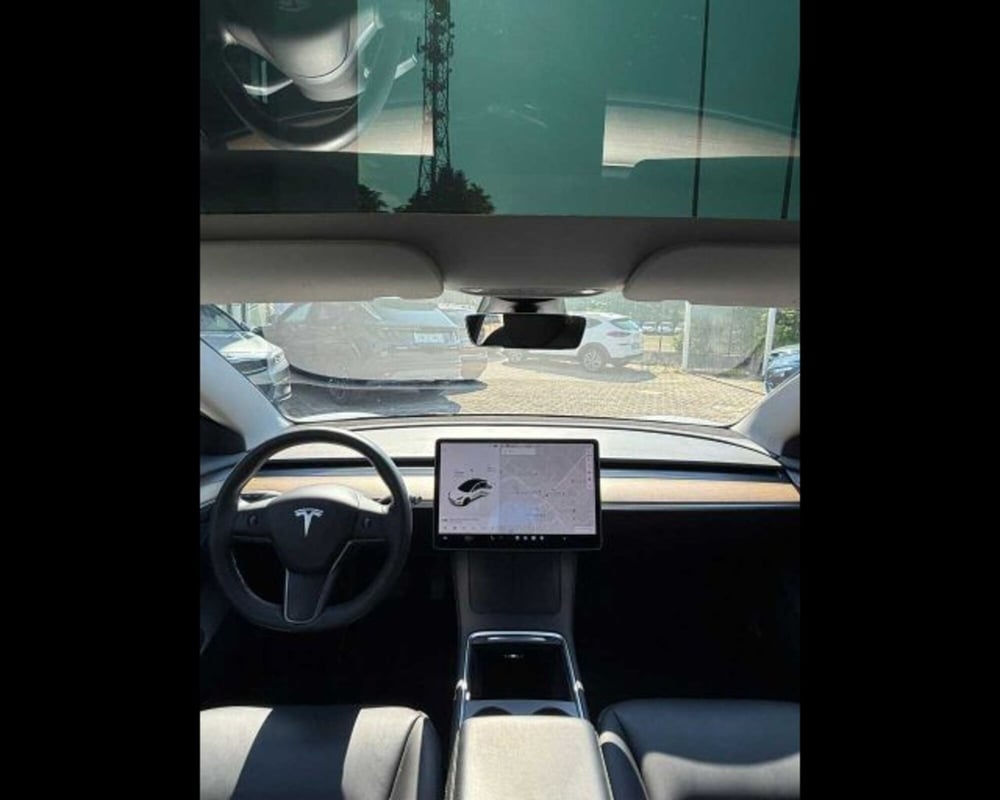 Tesla Model 3 usata a Bologna (11)