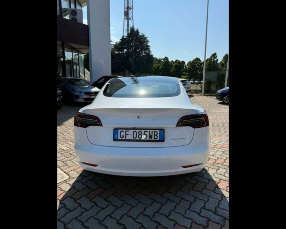 Tesla Model 3 usata a Bologna (4)