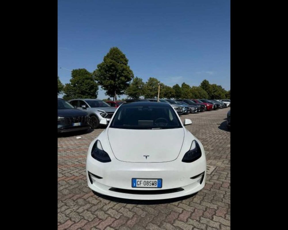 Tesla Model 3 usata a Bologna (8)