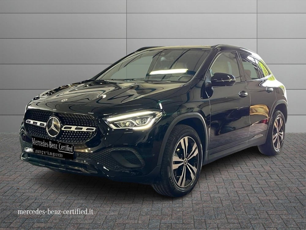 Mercedes-Benz GLA SUV usata a Taranto (18)