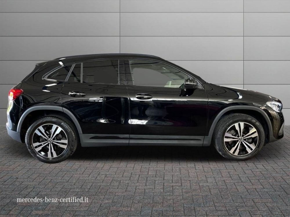 Mercedes-Benz GLA SUV usata a Taranto (5)