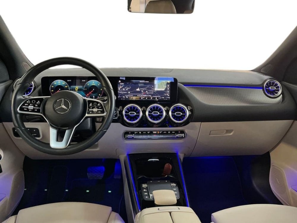 Mercedes-Benz GLA SUV usata a Taranto (9)