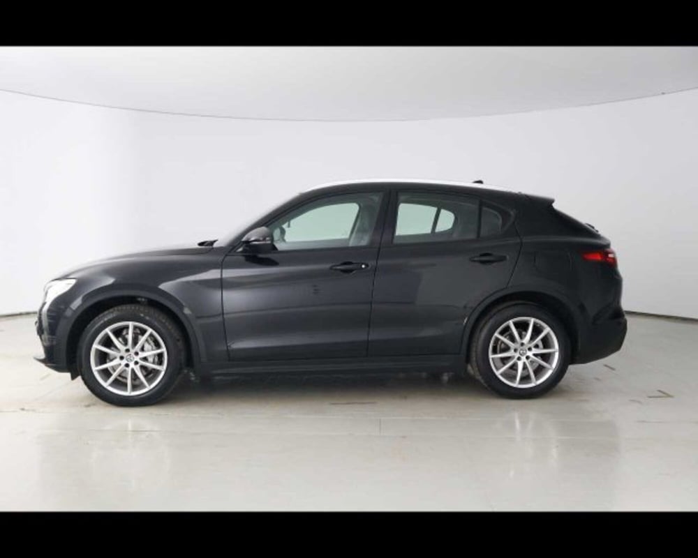 Alfa Romeo Stelvio usata a Bologna (8)