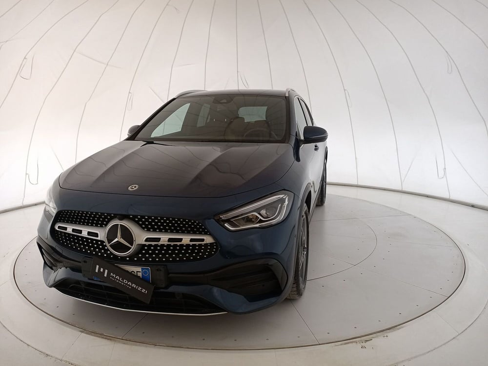 Mercedes-Benz GLA SUV usata a Bari