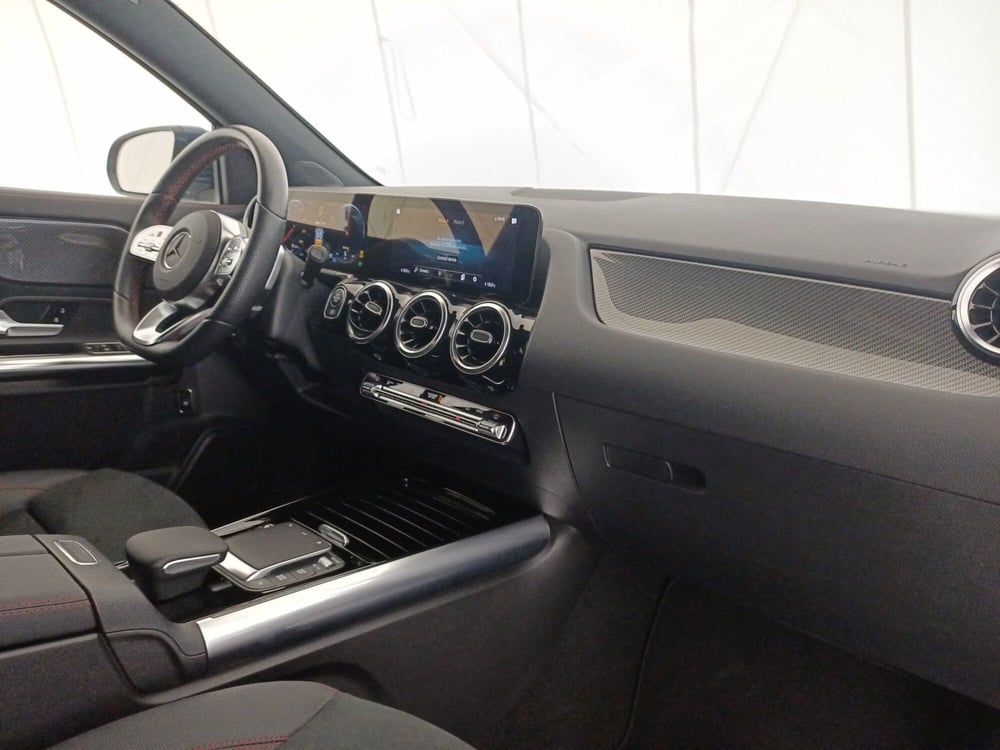 Mercedes-Benz GLA SUV usata a Bari (7)