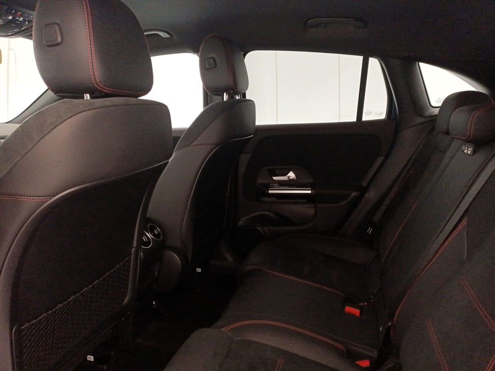 Mercedes-Benz GLA SUV usata a Bari (8)