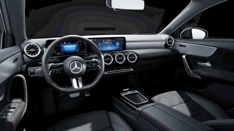 Mercedes-Benz Classe A nuova a Milano (8)