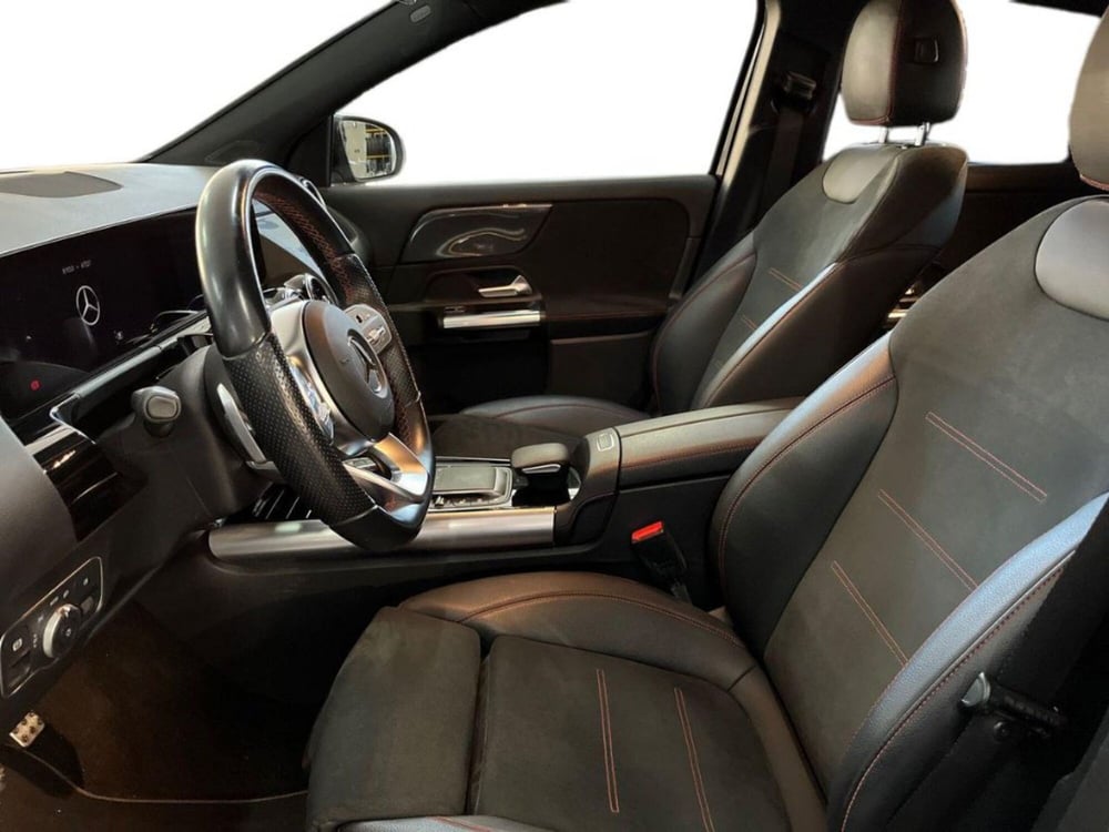Mercedes-Benz GLA SUV usata a Bari (18)