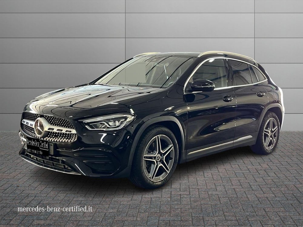 Mercedes-Benz GLA SUV usata a Bari (3)