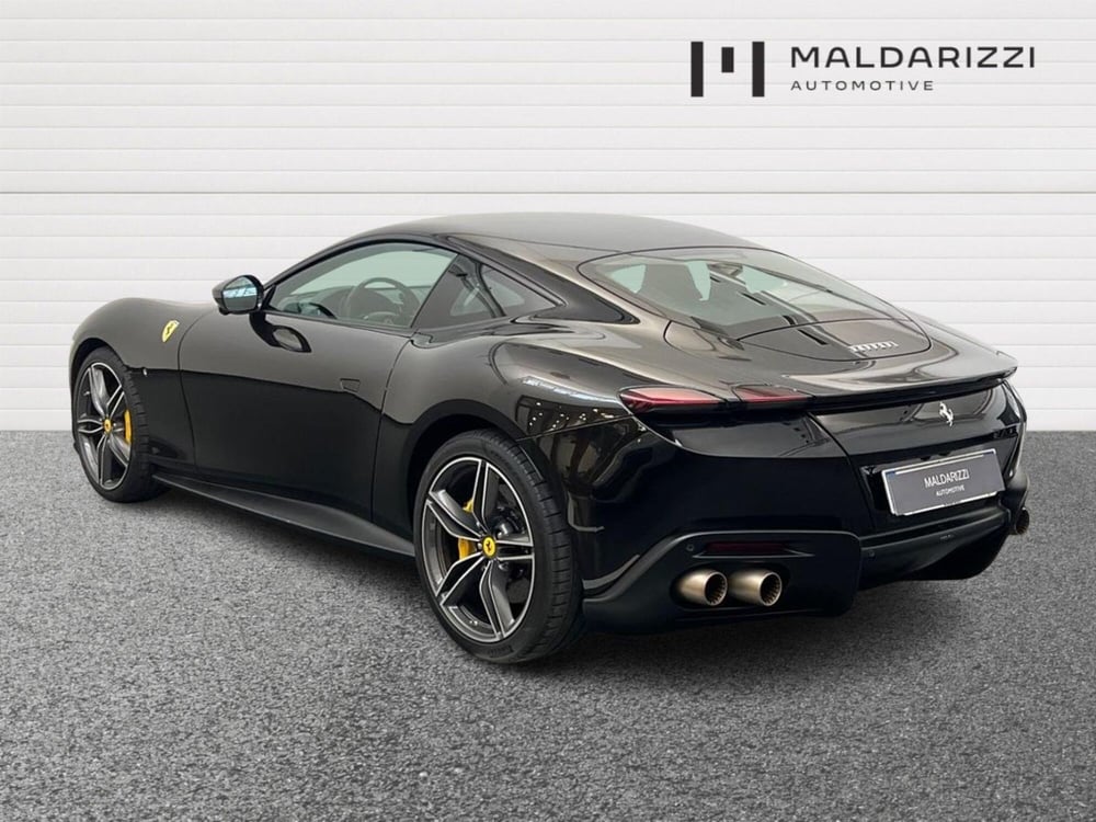 Ferrari Roma Spider usata a Bari (19)