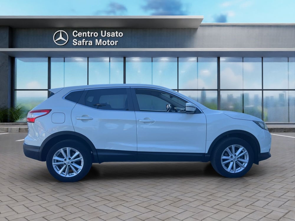 Nissan Qashqai usata a Cosenza (8)