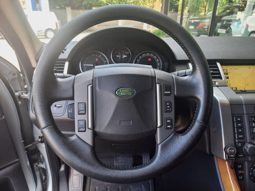 Land Rover Range Rover Sport usata a Milano (17)