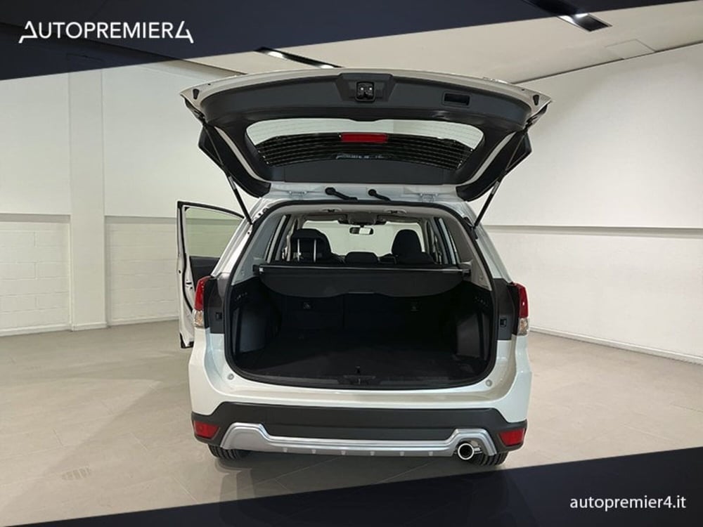 Subaru Forester usata a Como (8)