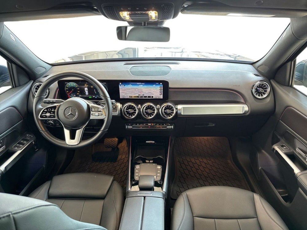 Mercedes-Benz EQB usata a Rimini (10)