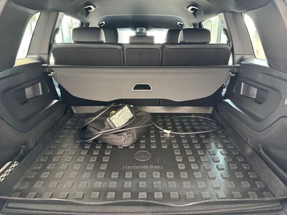 Mercedes-Benz EQB usata a Rimini (7)