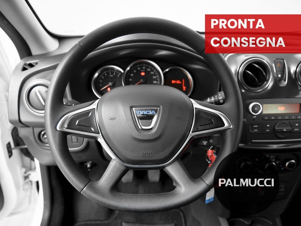 Dacia Sandero usata a Prato (14)