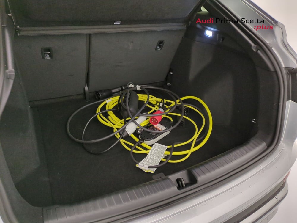 Audi Q4 Sportback usata a Avellino (8)