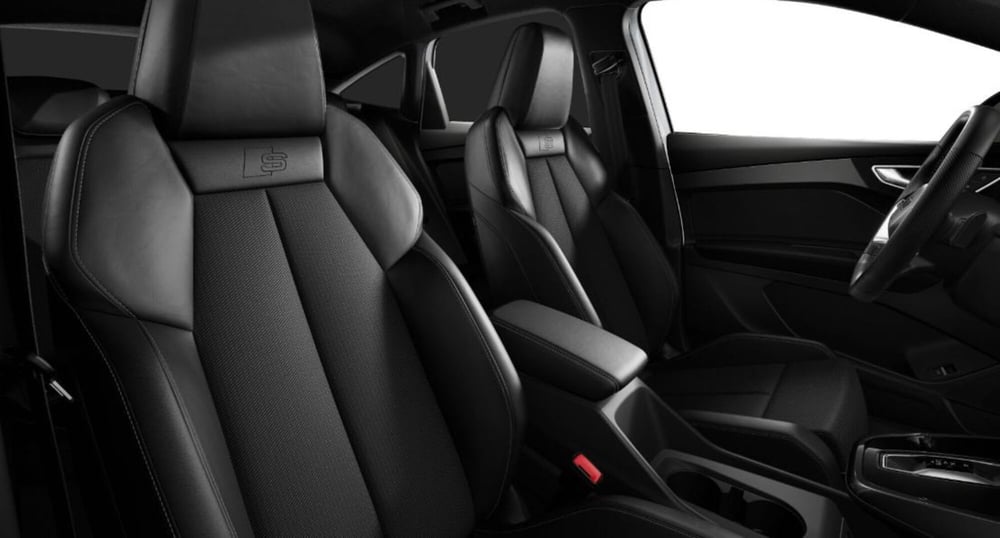 Audi Q4 Sportback nuova a Avellino (7)