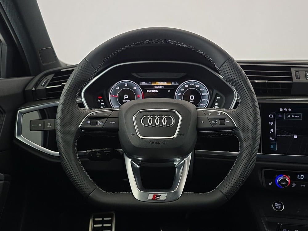 Audi Q3 Sportback nuova a Alessandria (11)