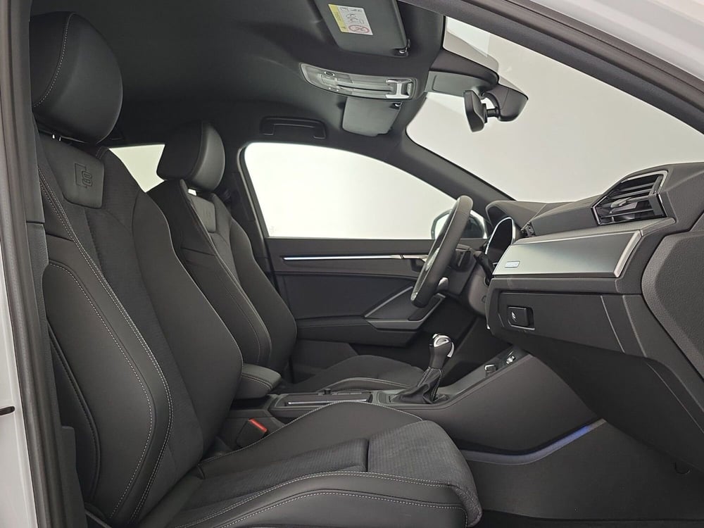 Audi Q3 Sportback nuova a Alessandria (13)