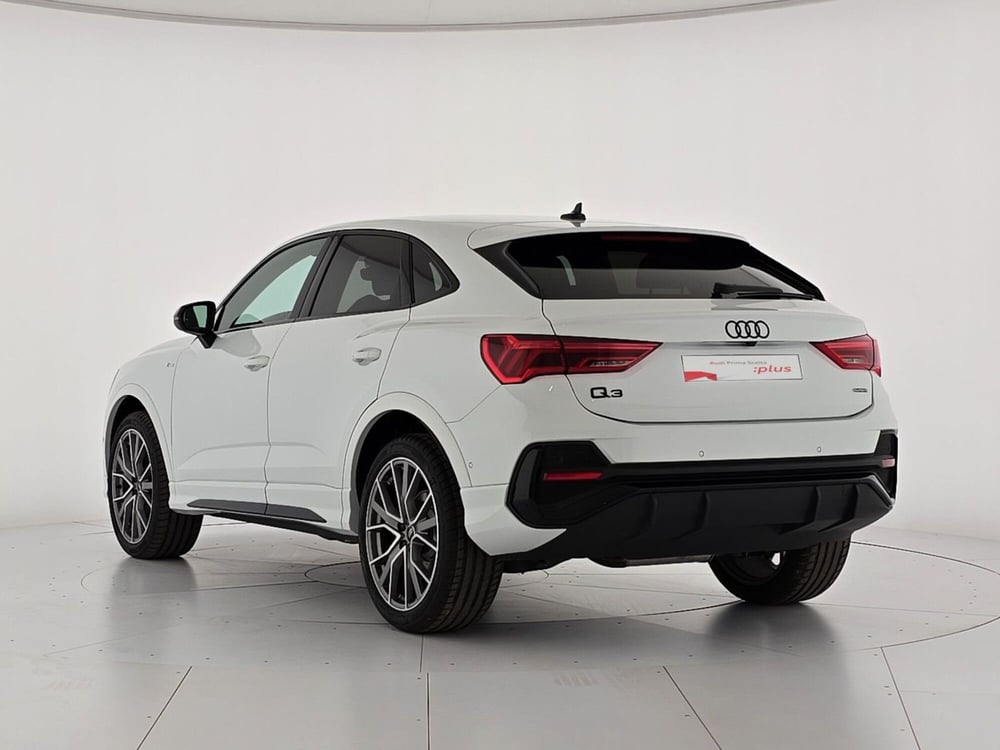 Audi Q3 Sportback nuova a Alessandria (4)