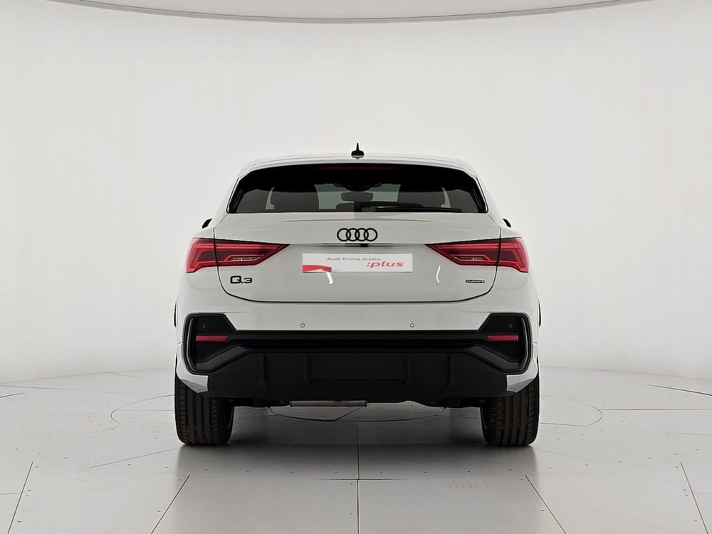 Audi Q3 Sportback nuova a Alessandria (5)