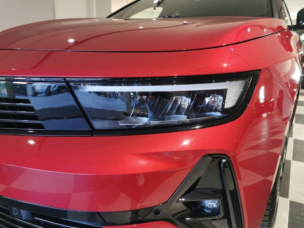 Opel Astra usata a Brindisi (19)