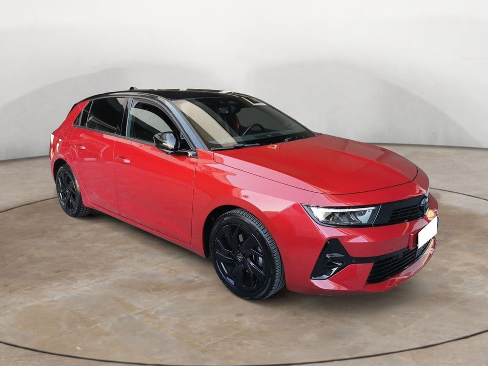 Opel Astra usata a Brindisi (2)