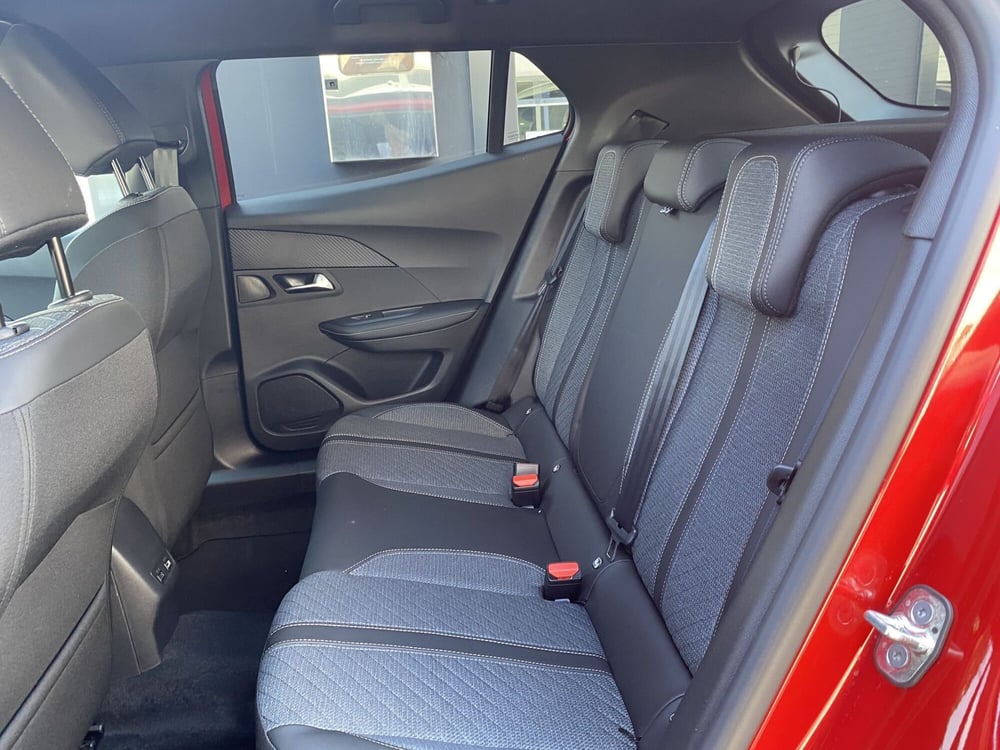Peugeot 2008 nuova a Modena (12)