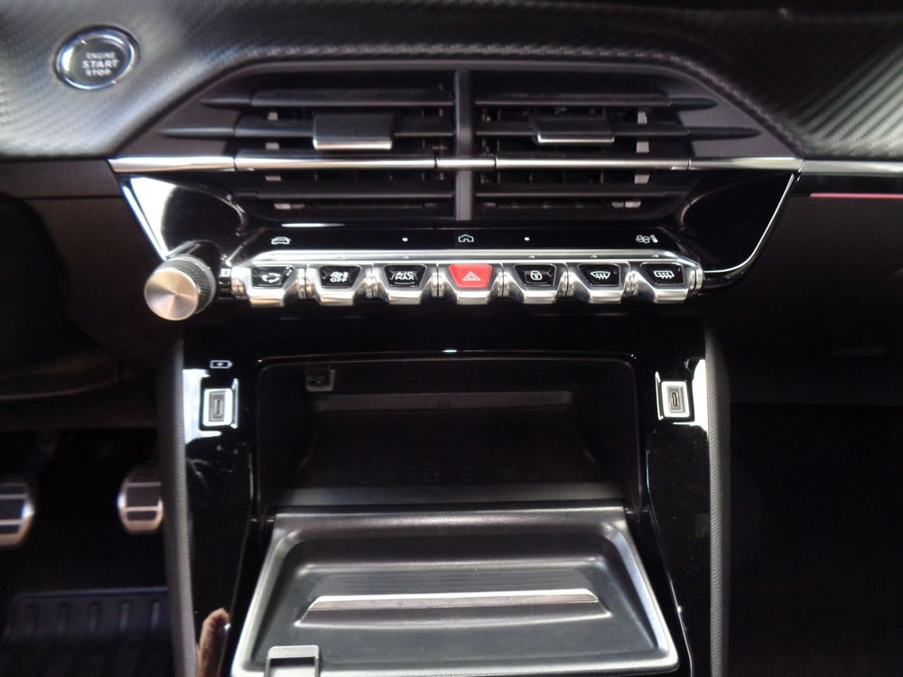 Peugeot 208 usata a Treviso (16)