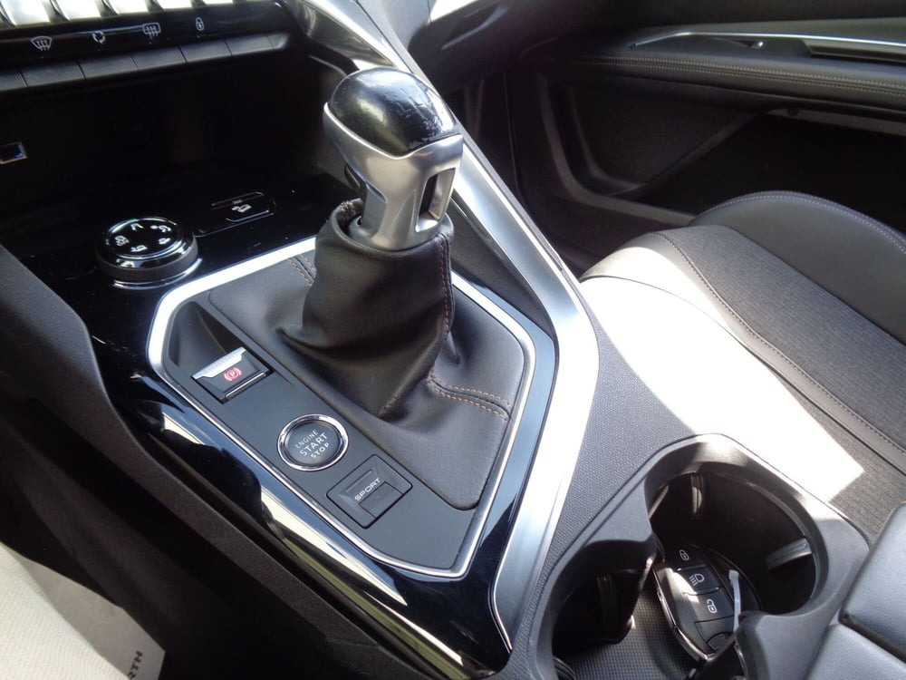Peugeot 3008 usata a Treviso (20)